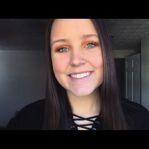 Meet your Posher, Anna-caroline